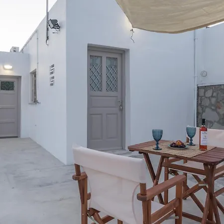Amato Villa Mandrakia Exterior photo
